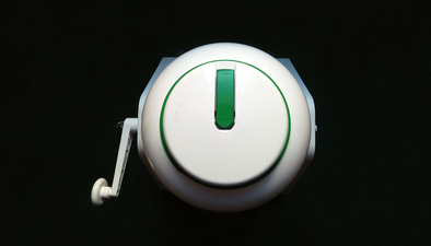 Wonderwash non-electric portable compact mini washing machine